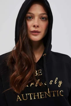 Bluzy Damskie Czarne|Bluzy Wiosenne>Moodo Bluza z kapturem i ozdobnym napisem  czarna