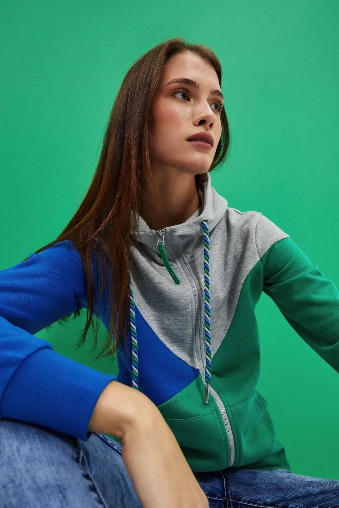 Bluzy Damskie Kolorowe|Bluzy Wiosenne>Moodo Bluza z kapturem zielona