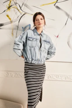 Kurtki Krótkie|Kurtki Letnie>Moodo Jeansowa kurtka zapinana na zamek niebieska