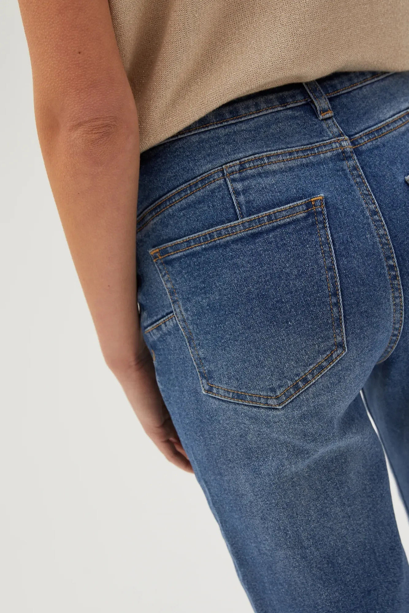 Jeansy Proste|Jeansy Regular Fit>Moodo Jeansy z prostymi nogawkami i z przetarciami niebieskie