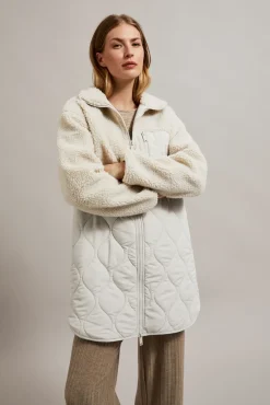 Kurtki Oversize|Kurtki Pikowane>Moodo Kurtka teddy beżowa