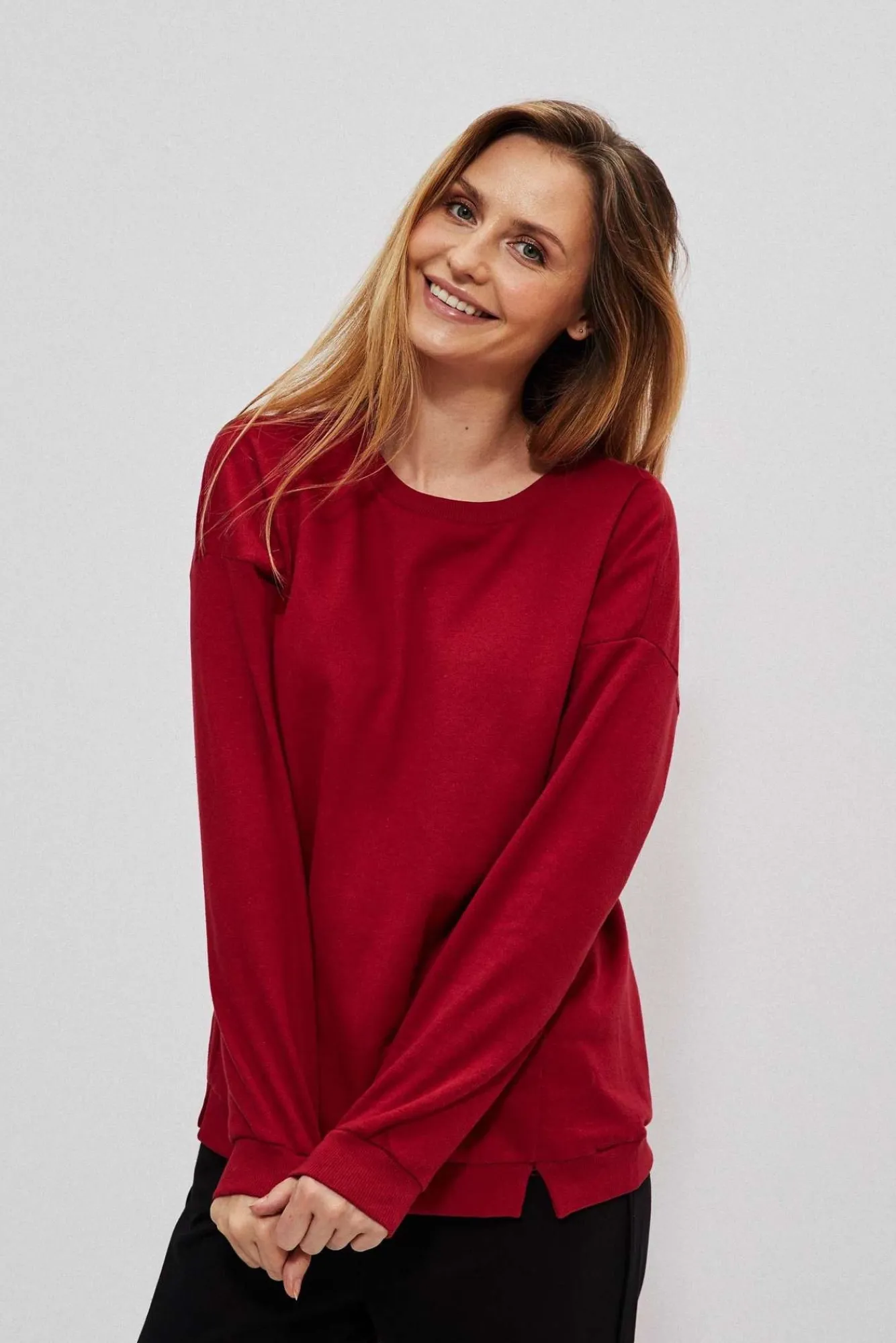 Bluzy Damskie Czerwone|Bluzy Zimowe>Moodo Prosta bluza bordowy