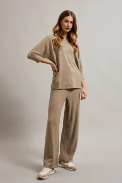 Swetry Beżowe|Swetry Casual>Moodo Sweter ozdobiony metaliczną nitką beżowy
