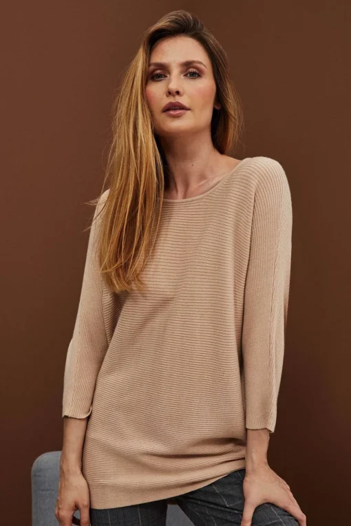 Swetry Casual|Swetry Zimowe>Moodo Sweter typu nietoperz beżowy